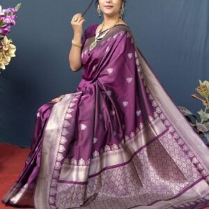 NestShobha Royal Rajgharana Magenta & Gold Floral Zari Pure Silk Banarasi Saree