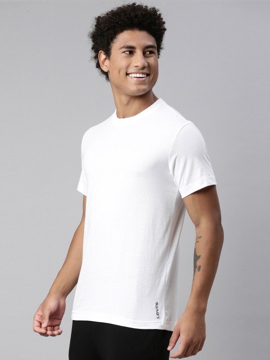 Levi’s Men’s White Solid Round-Neck T-Shirt | NestShobha - Image 3